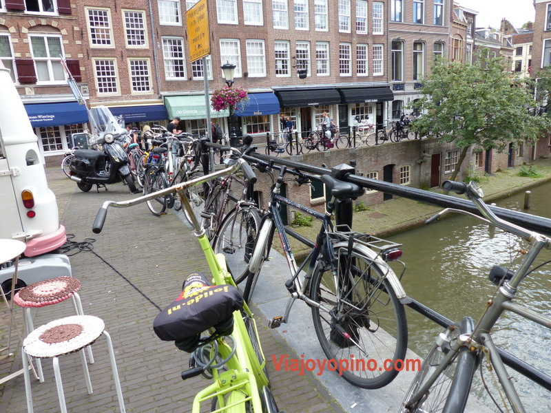travelblog, travelphotography, canal, bicicletas