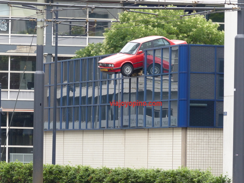 Holanda, travelblog, travelphotography, coche rojo